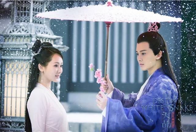 天乩之白蛇传说完整版（天乩之白蛇传说完整版可以播放的）